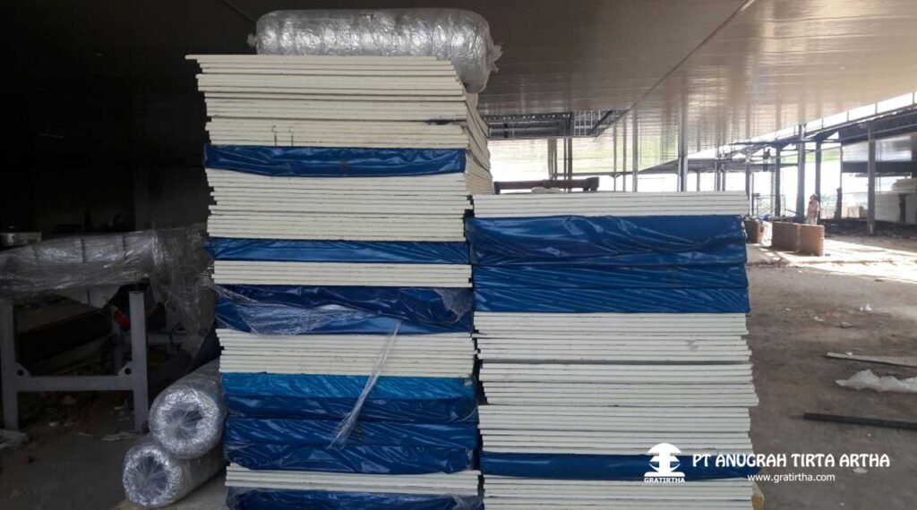 Ruang Pendingin Dengan Wall Panel